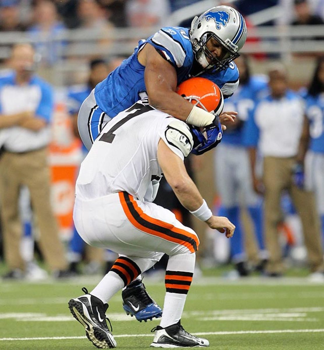 ndamukong-suh-jake-delhomme.jpg